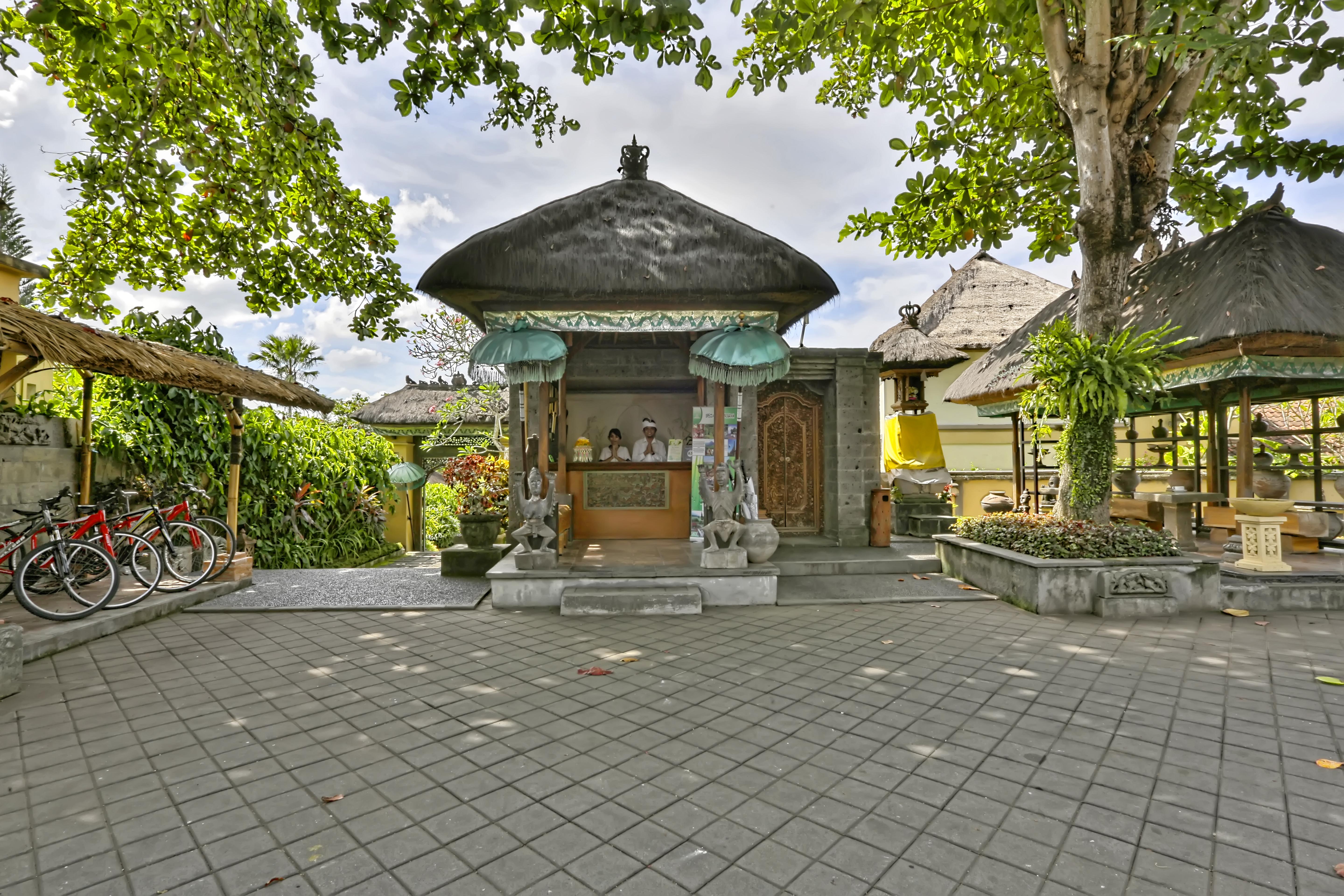 Alam Puri Art Museum Resort & Spa Denpasar Extérieur photo